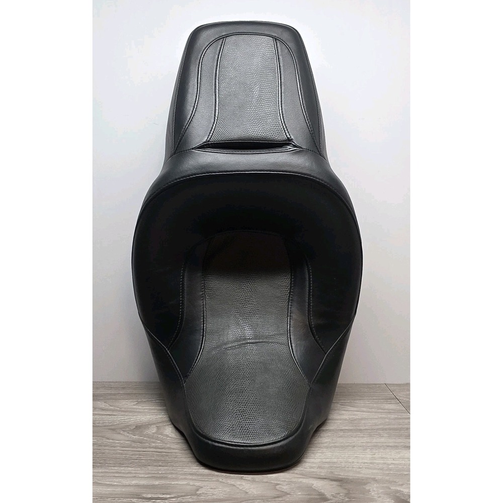 GENUINE HARLEY DAVIDSON STOCK STYLE BLACK‎ 2008-2023 TOURING SEAT